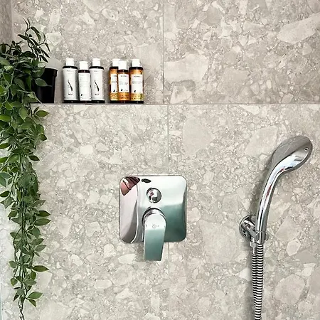 Chessboard Decor House Апартаменты Камари