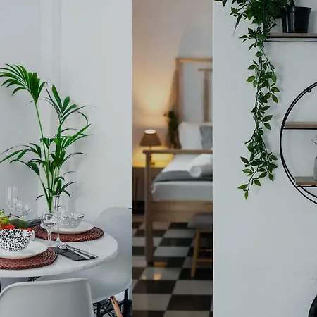 Апартаменты Chessboard Decor House Камари