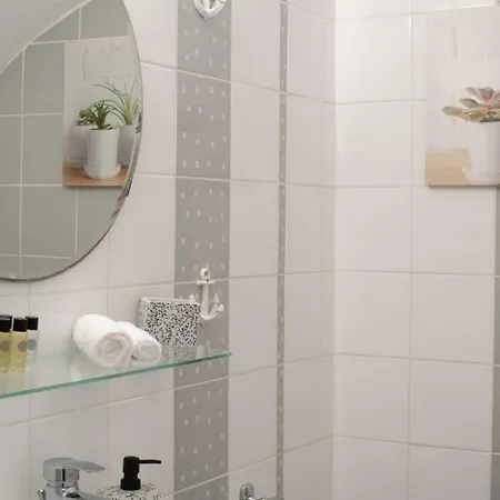 Chessboard Decor House